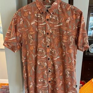 Howler Bros. Men's Shirt - Lazy Gators Design